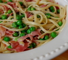 Pasta with Leeks, Peas and Proscuitto
