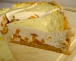 Peach-Mousse Pie