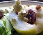Pear and Pecan Salad with Crumbled Blue Cheese