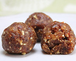 Pecan Date Balls