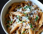 Penne with Caramelized Onions and Mushrooms