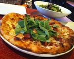 Grilled Steak and Arugula Pizza 