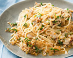 Quick Linguine and White Clam Sauce