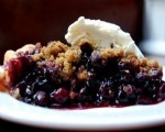 Crumbly Blueberry Cobbler