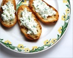 Roasted Garlic Crostini