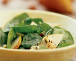 Spinach and Pear Salad with Gorgonzola Cheese