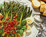 Steamed Asparagus with Fresh Tomato