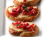 Tuscany Red Pepper Crostinis