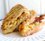 Bacon mac and cheese grilled cheese