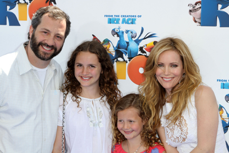 Judd Apatow, Maude Apatow, Iris Apatow And Leslie Mann At The Los Angeles  Premiere Of 'This Is 40' Held At The Grauman's Chinese Theatre In Los  Angeles, USA On December 12, 2012.