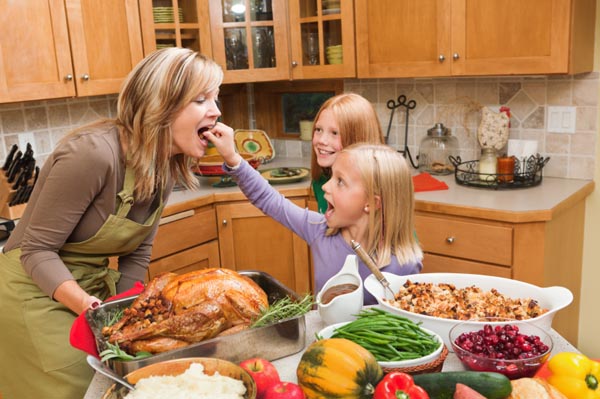 Thanksgiving 2011: Create Thanksgiving memories with your kids this year