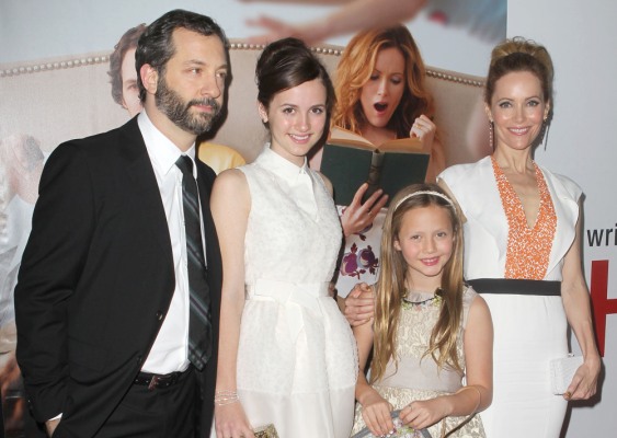 Leslie Mann, husband Judd Apatow, daughters Iris & Maude THIS IS 40 FILM  PREMIERE Hollywood xUK