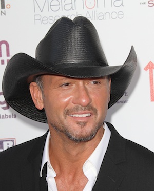 Tim McGraw says sobriety gave him a hot body