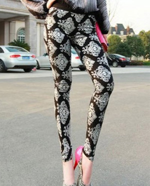 20 Cute leggings and tights under $10