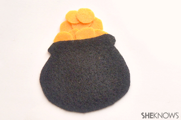 St. Patrick's day magents | Sheknows.com - pot of gold finished