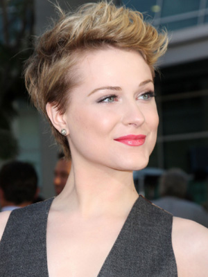 Pixie Cut On Square Face