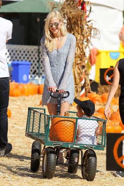 Jaime King and son at pumpkin patch
