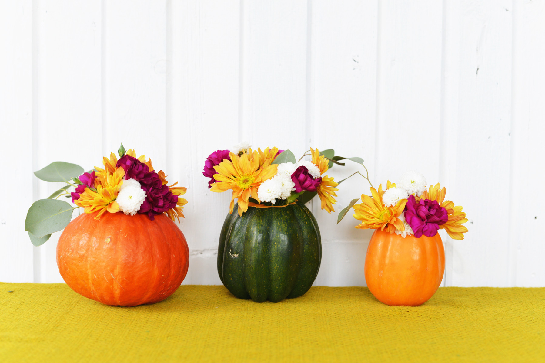 Dress your Thanksgiving table with these charming gourd vases