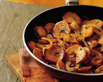 Skillet Caramel Sweet Potatoes